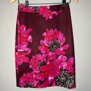 Trina Turk Signature Pink & Burgundy Floral Pencil Skirt Size 00